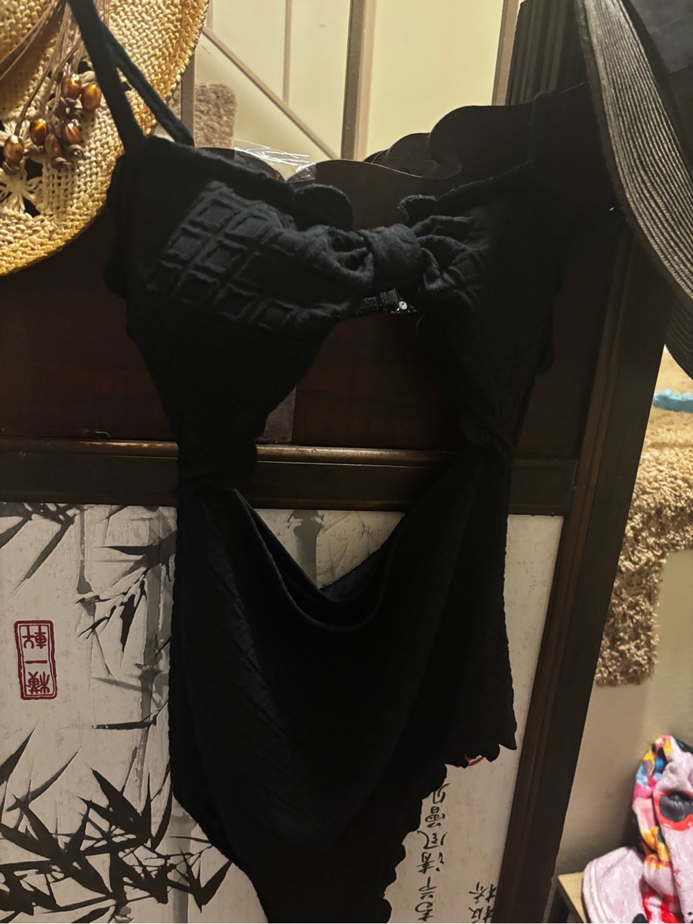 Cupshe Black Scalloped Cutout One-Piece Swimsuit 💜 - Picture 6 of 15